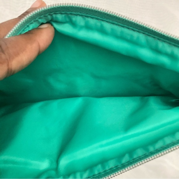 Estee Lauder Cosmetic Bag Set - Picture 8 of 8